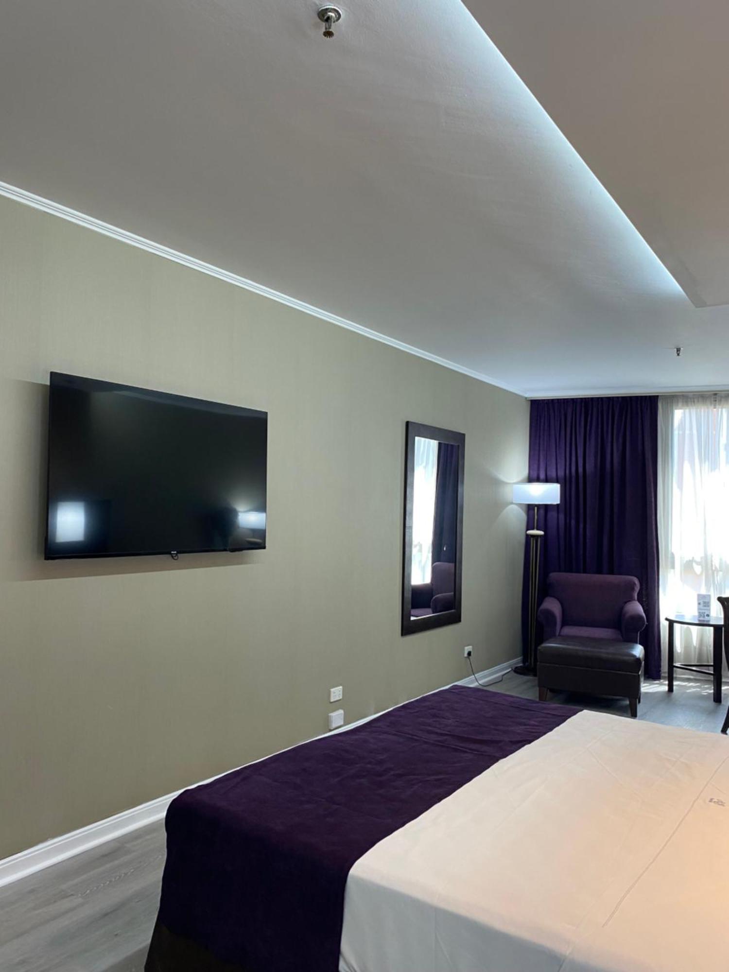 Howard Johnson Plaza By Wyndham Buenos Aires Florida Street Exterior foto